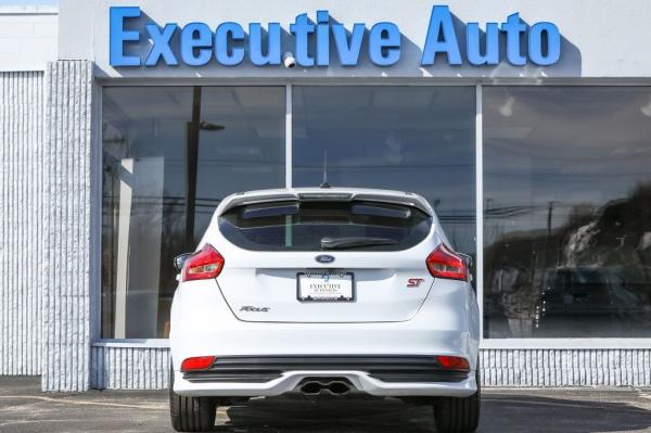 Used 2018 FORD FOCUS ST ST