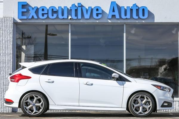 Used 2018 FORD FOCUS ST ST