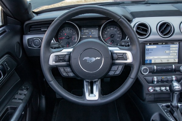 Used 2018 FORD MUSTANG convertible