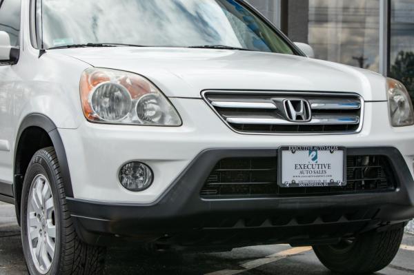 Used 2005 HONDA CR V SE SE