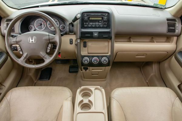 Used 2005 HONDA CR V SE SE