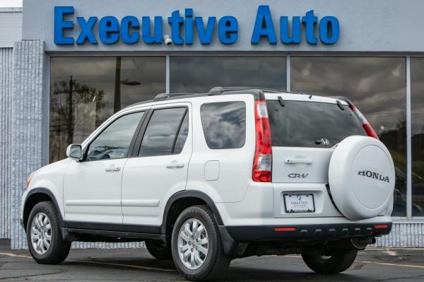 Used 2005 HONDA CR V SE SE