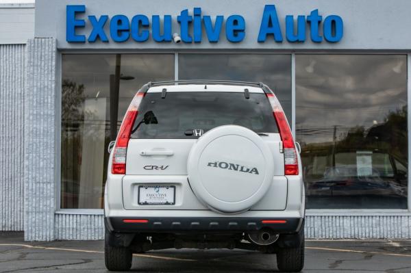 Used 2005 HONDA CR V SE SE