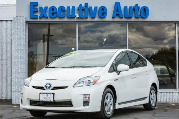 Used 2010 Toyota PRIUS III