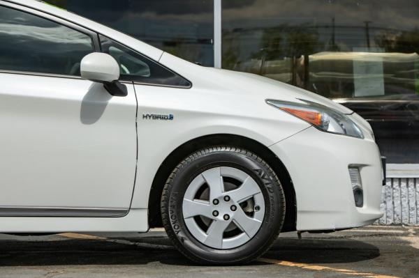 Used 2010 Toyota PRIUS III